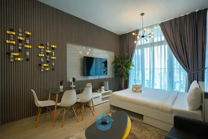 812 - Studio Apartment in Bloom Heights B, JVC, Dubai